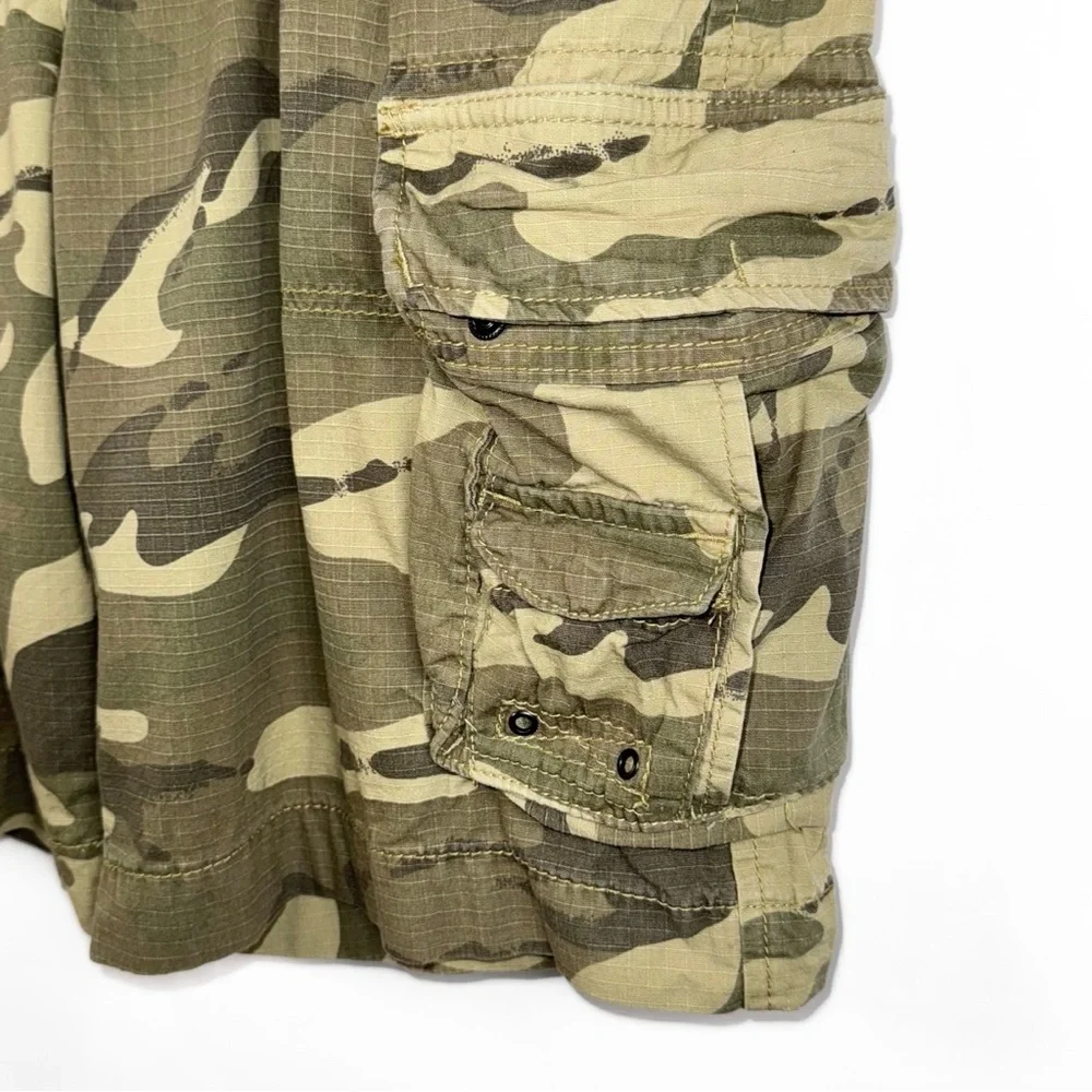 Aeropostale Mens Camouflage Cargo Shorts 42 - Picture 3 of 9